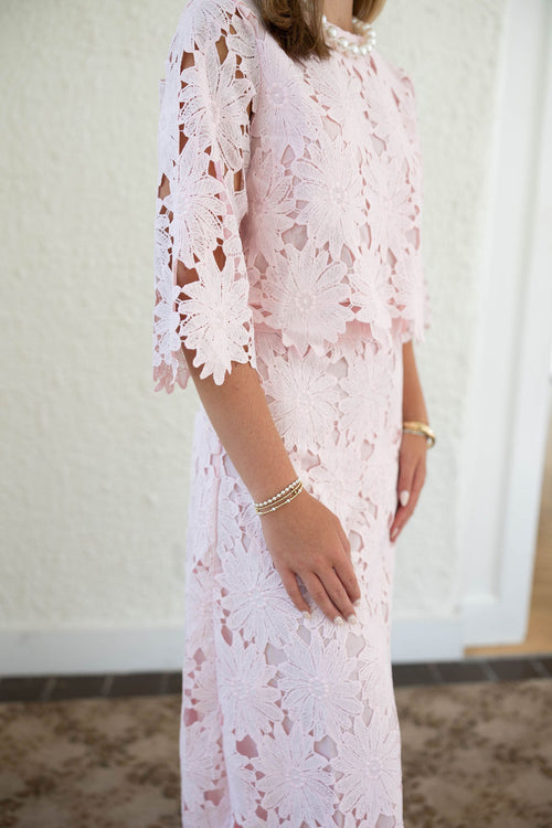 The Natalie Pink Lace Set