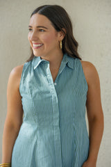 Livro Courtside Dress in Cedar Pinstripe