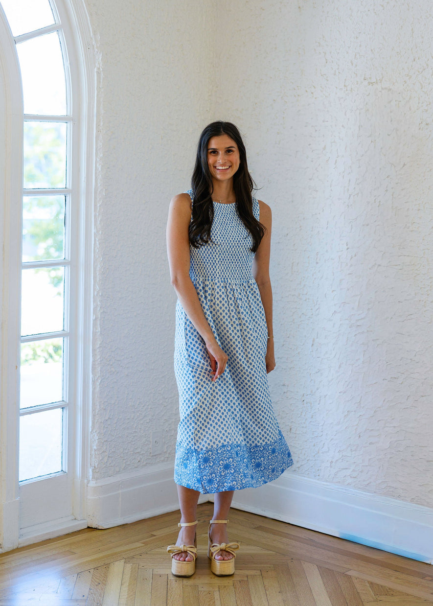 THML Blue Block Print Smocked Top Midi Dress, M / Blue THML Blue Block Print Smocked Top Midi Dress, M / Blue