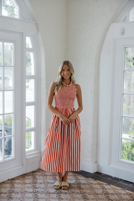 Livro Stroll Dress in Red Stripes