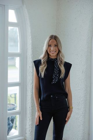 Entro Gingham Scalloped Top