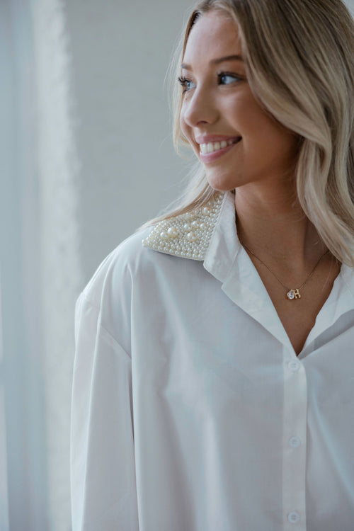 Karlie Pearl Collar Poplin Top