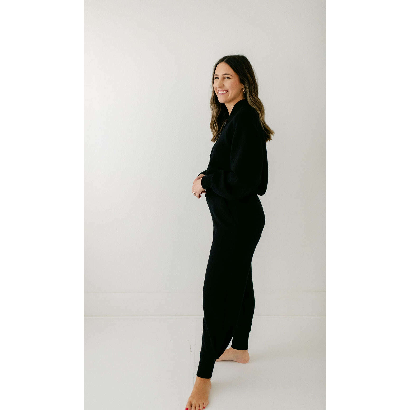 8.28 Boutique:Varley,Varley Relaxed Pant in 27.5 in Black,Bottoms
