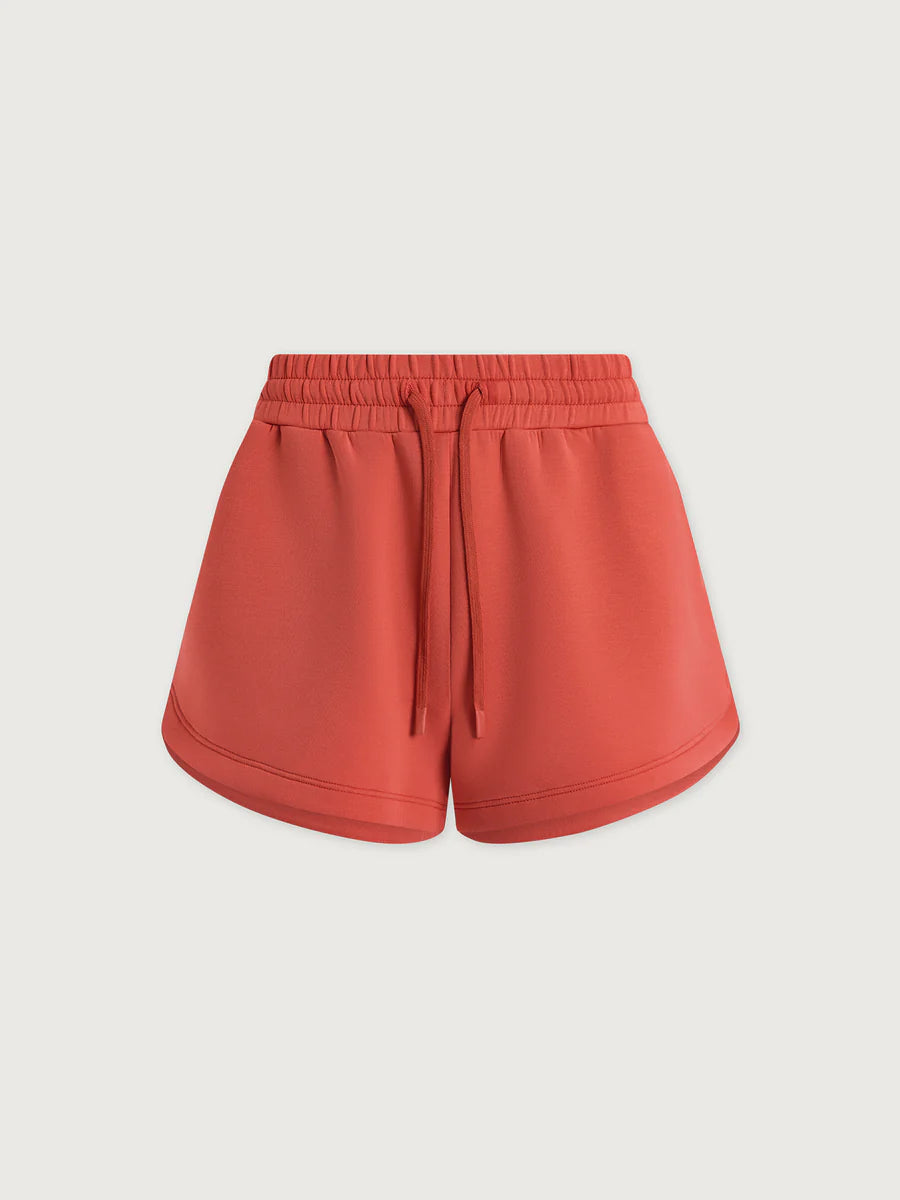 Varley Coulter High-Rise Short 3.5" in Summer Fig