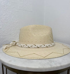 Tipsy Threads Shoreline Shell Hat