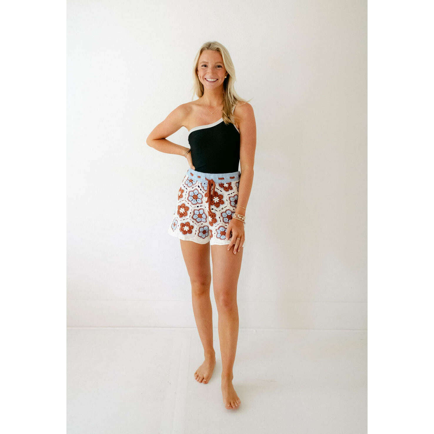 Mink Pink Dawn Flower Crochet Short – 8.28 Boutique