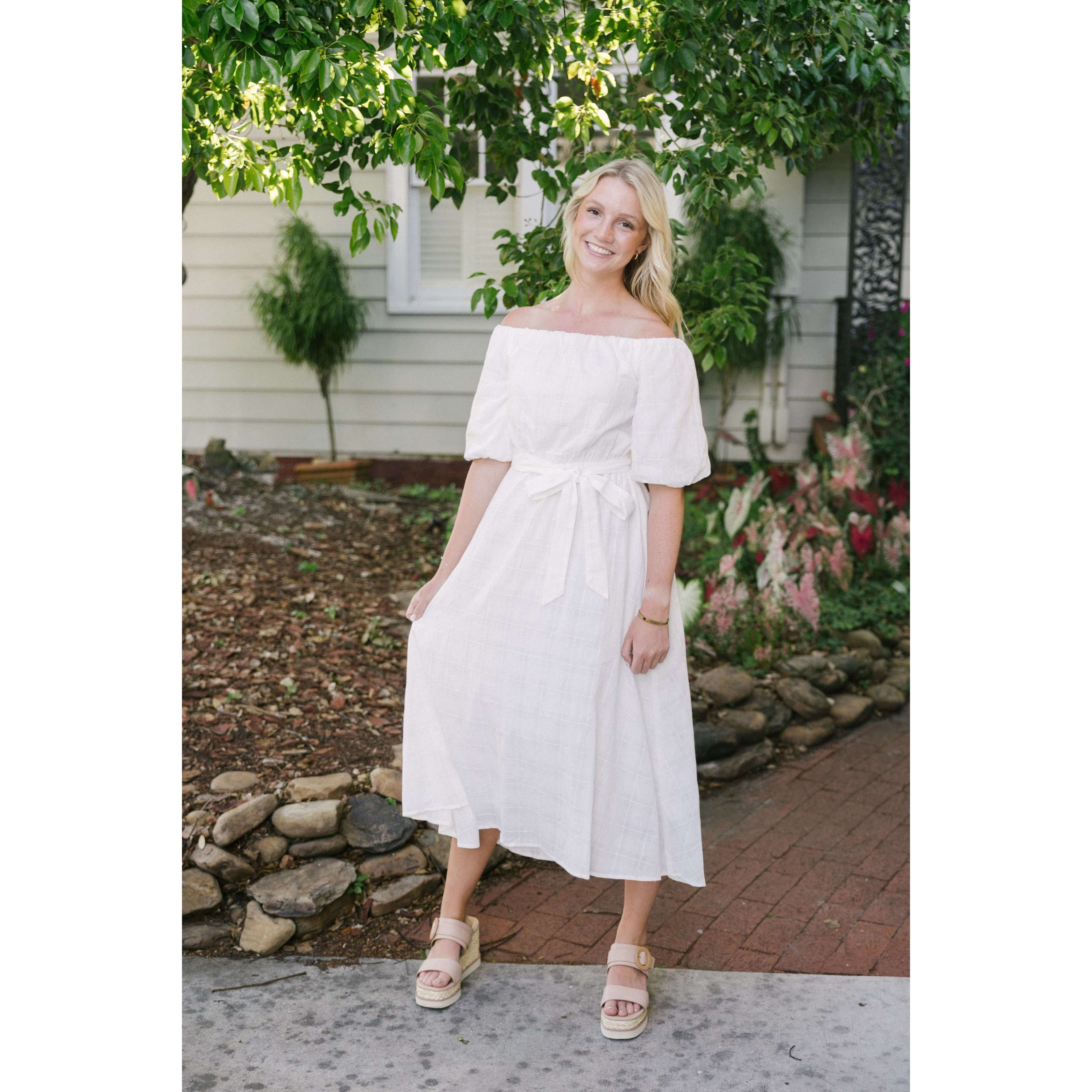 MINKPINK Bowes Midi Dress in White - Size XS MINKPINK Bowes Midi Dress in White - Size XS